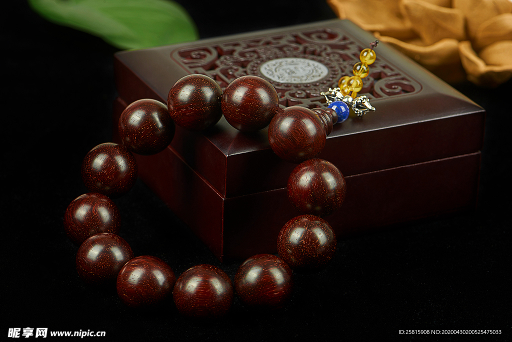 小叶紫檀手串手链图片