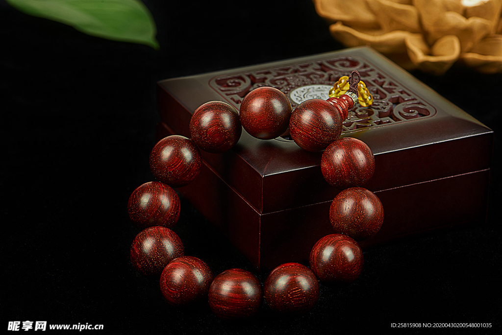 小叶紫檀手串手链图片