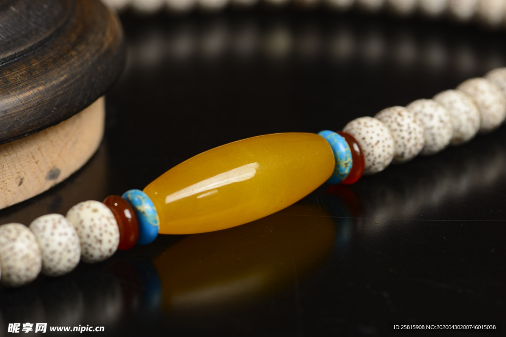 新月菩提手串手链图片