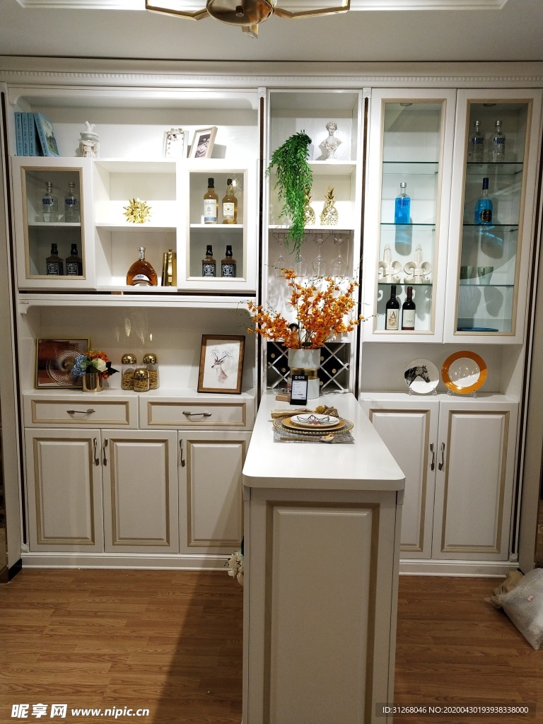 酒柜 展示柜 美式  白色