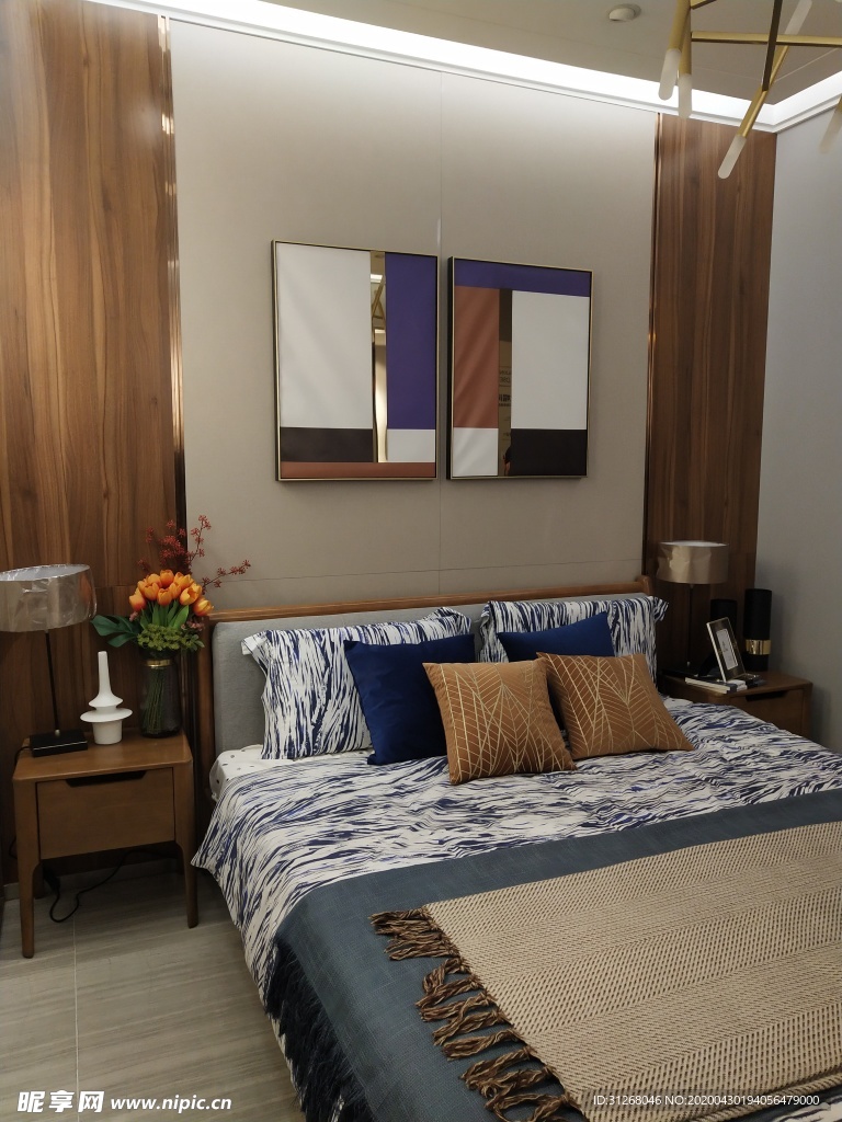 实木床  床头柜   新中式