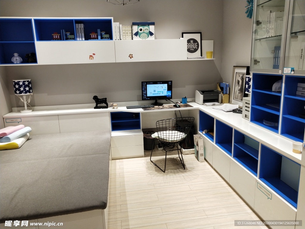 榻榻米 儿童房 蓝色 书柜 书