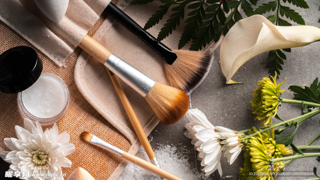 化妆刷样式图片