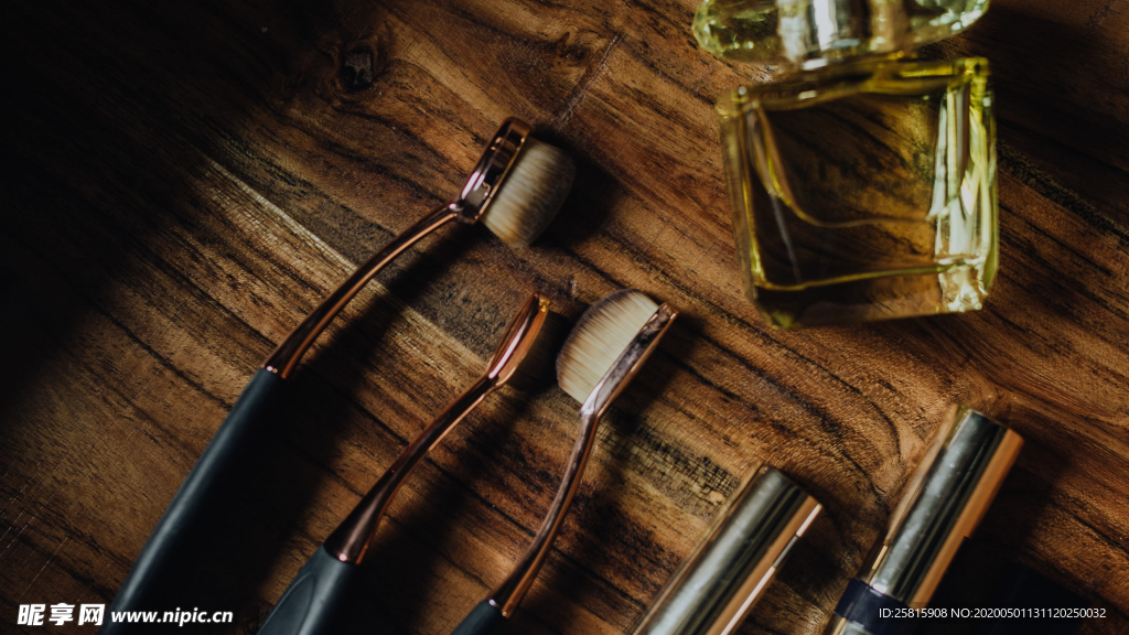 化妆刷样式图片