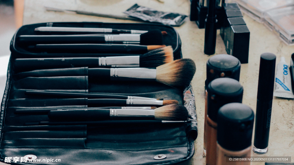 化妆刷样式图片