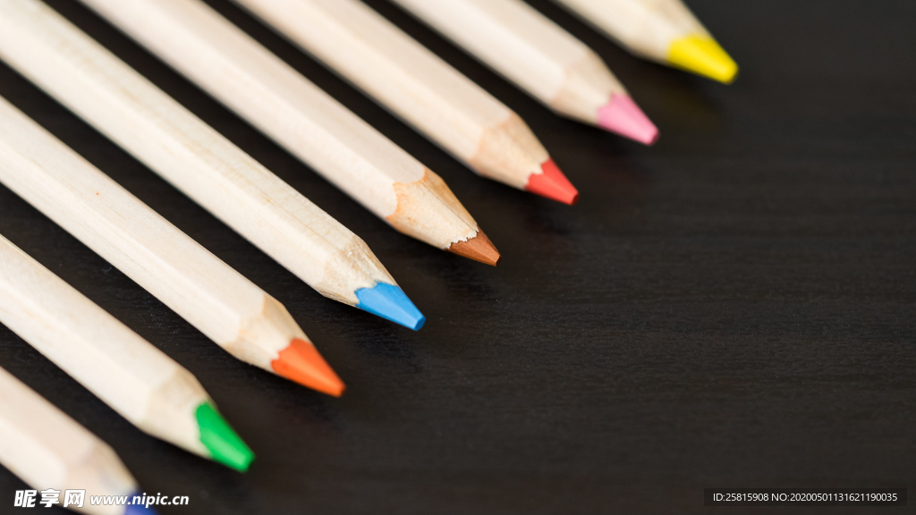 铅笔彩色铅笔图片