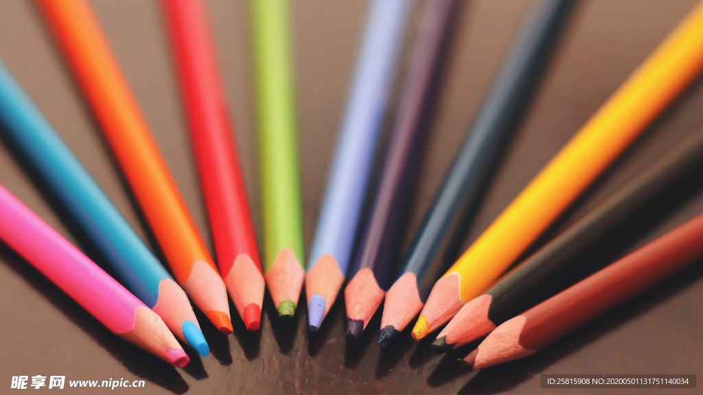 铅笔彩色铅笔图片