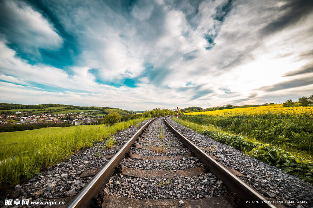 火车路边风景