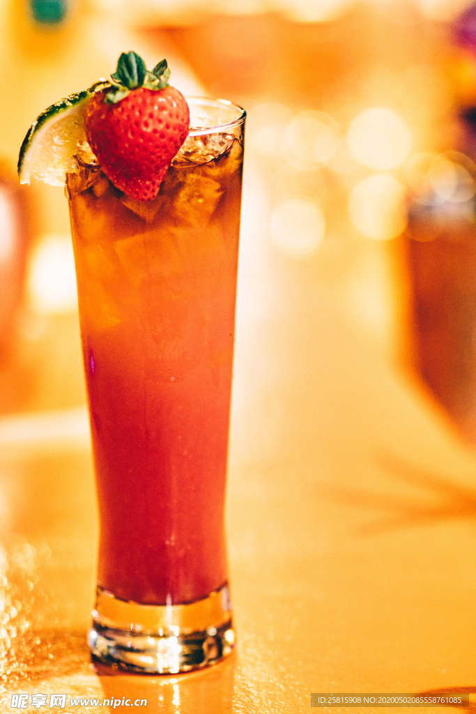 鸡尾酒果汁饮品图片