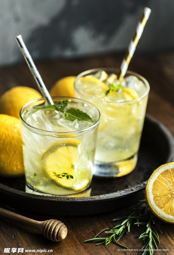 鸡尾酒果汁饮品图片