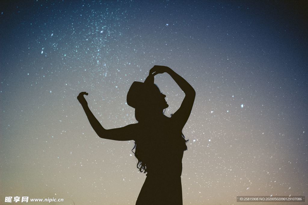 人物剪影轮廓摄影图片