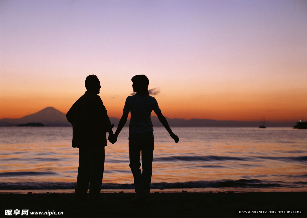 人物剪影轮廓摄影图片