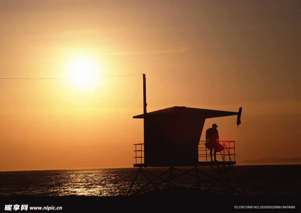 人物剪影轮廓摄影图片