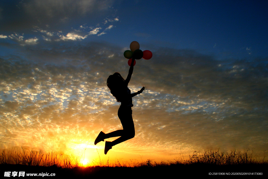 人物剪影轮廓摄影图片