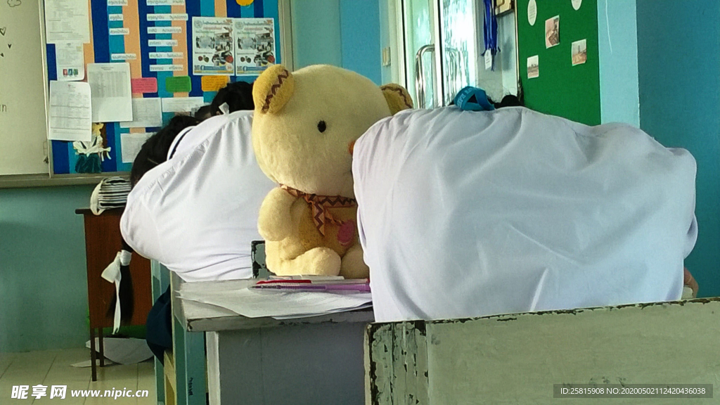 玩具小熊毛绒玩具图片