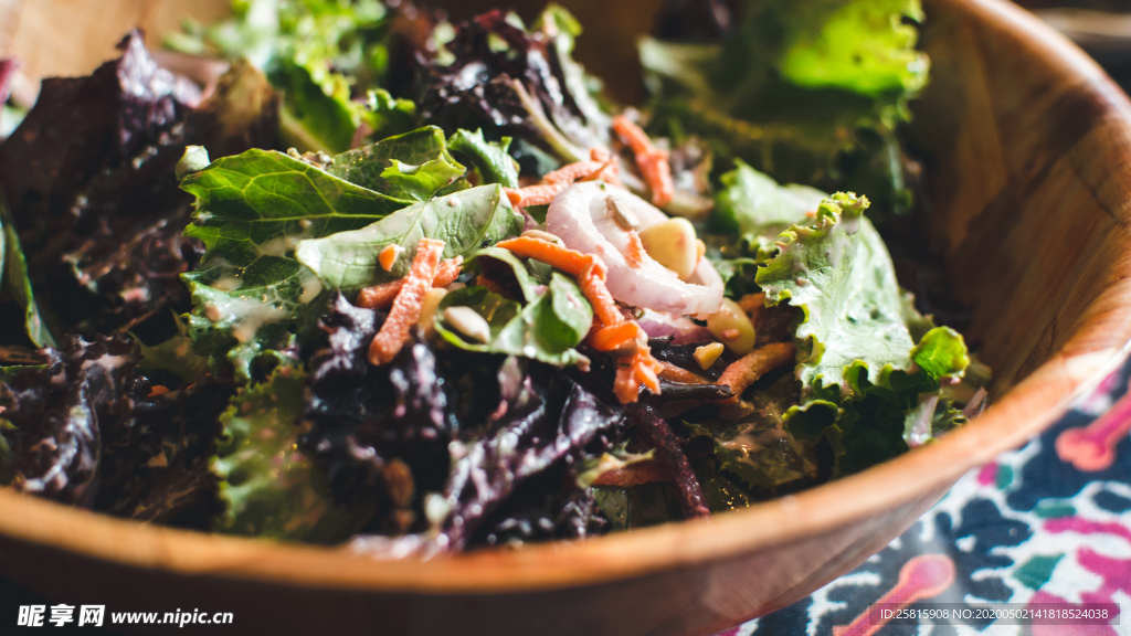 蔬菜沙拉素食图片