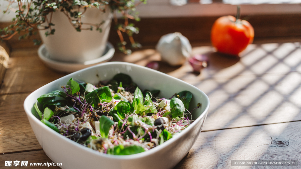 蔬菜沙拉素食图片