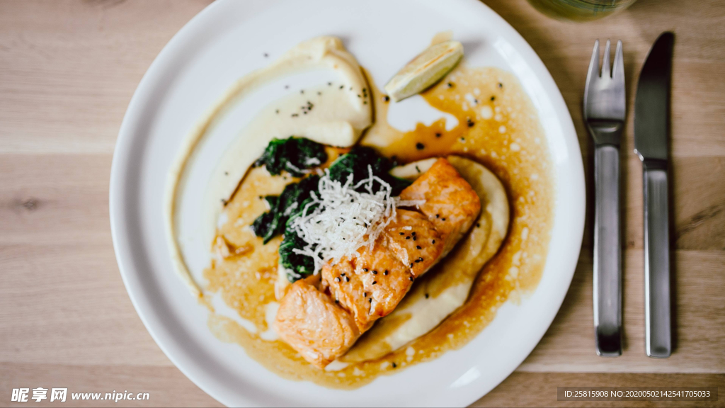 芝士牛肉饭图片