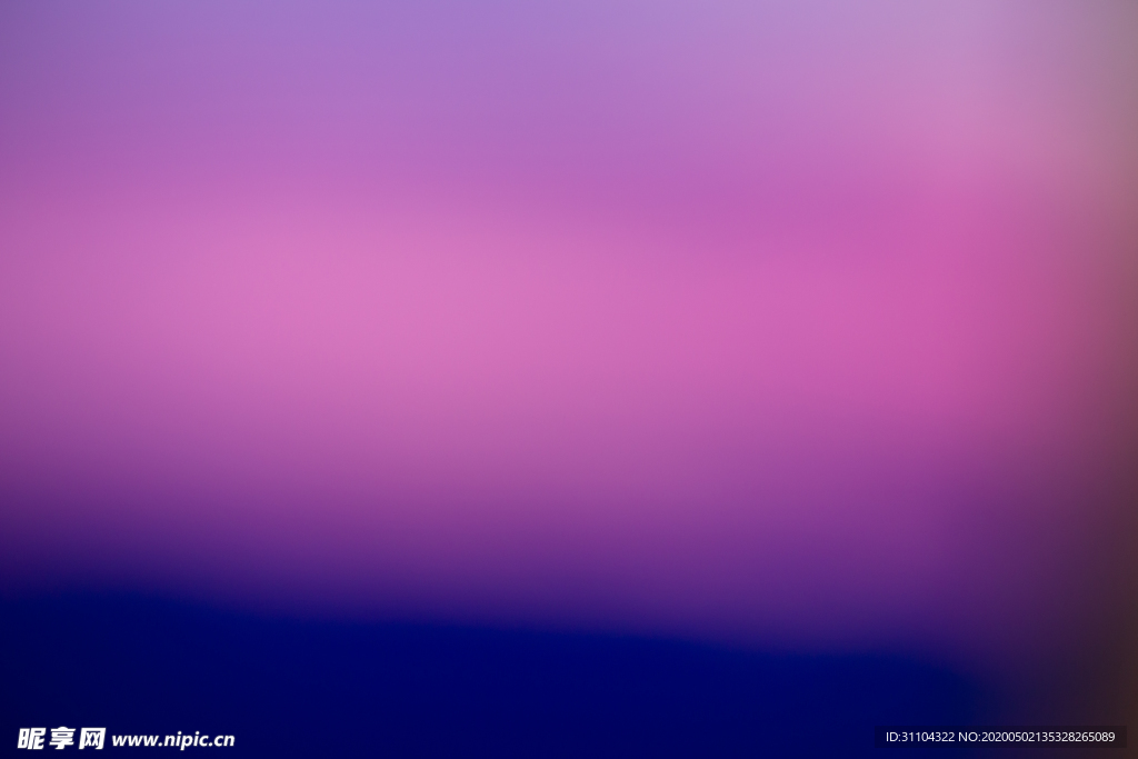 蓝紫渐变背景