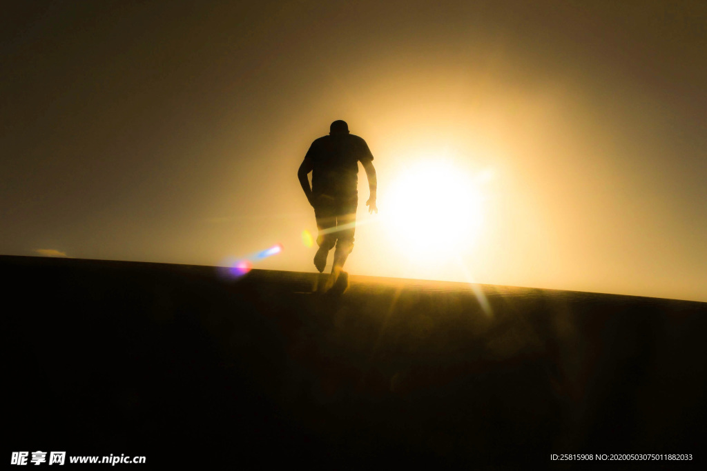 人物剪影轮廓摄影图片