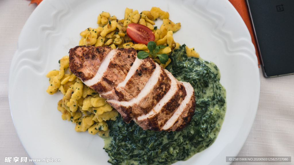 牛排精致美味图片