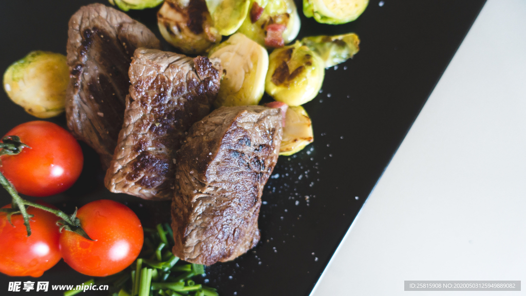 牛排精致美味图片