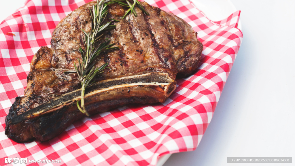 牛排精致美味图片