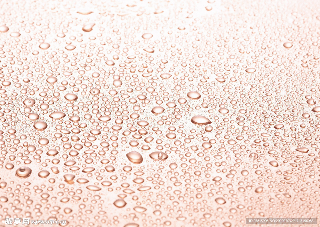 金属上的水珠图片