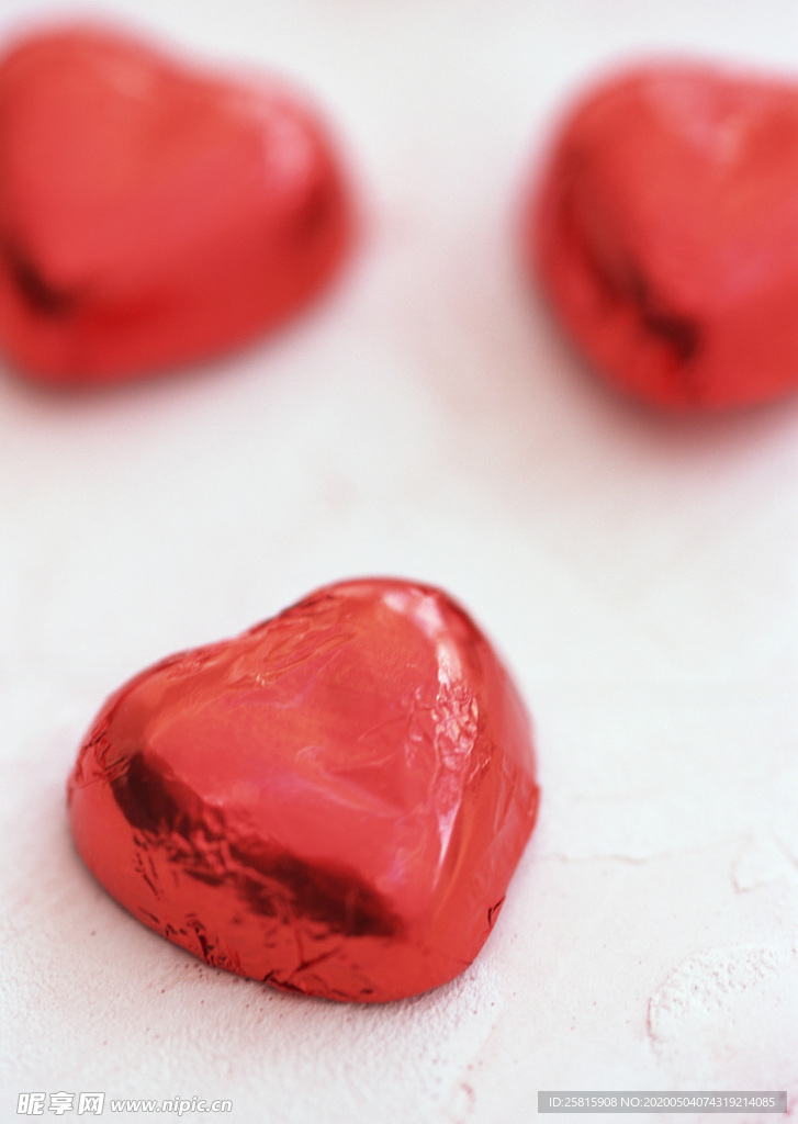 心形巧克力美味可口图片