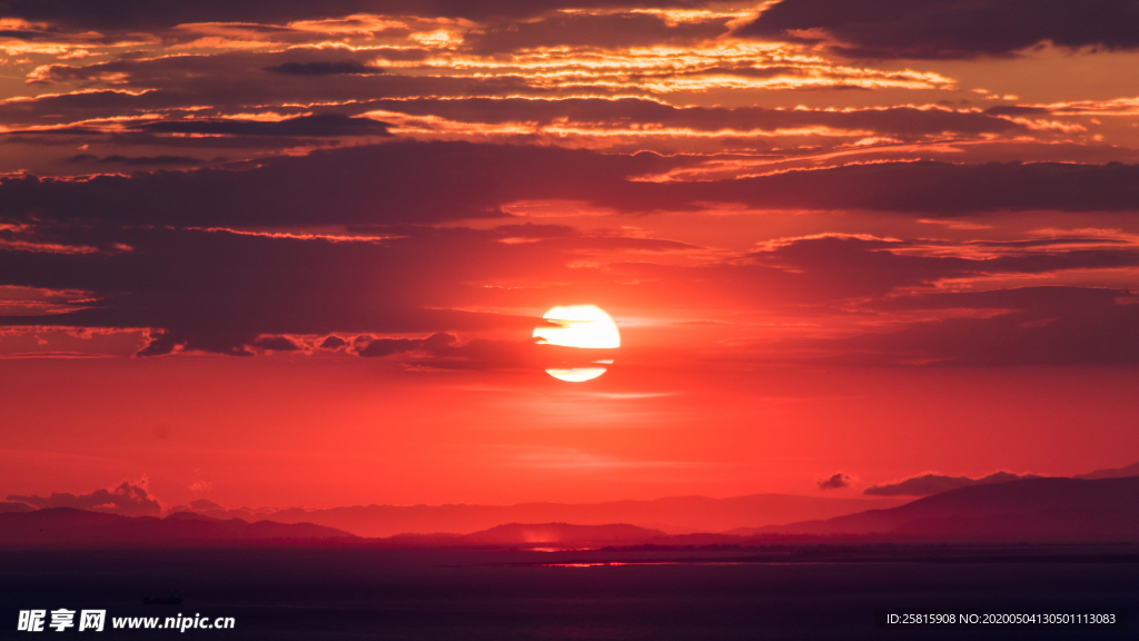 唯美晚霞日落图片