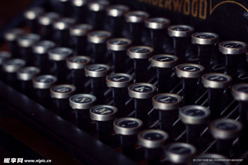 打字机特写图片