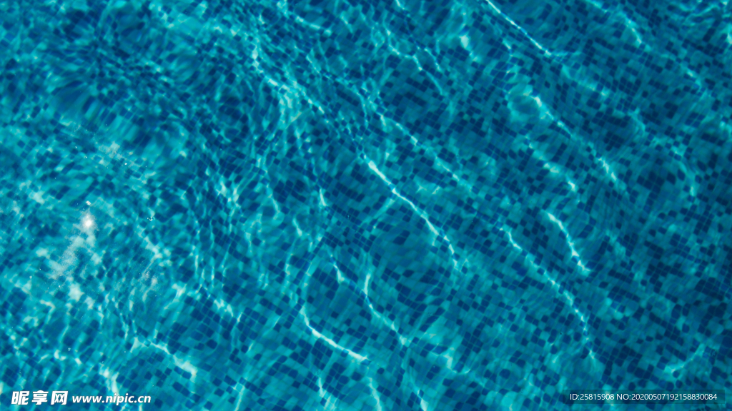 波光粼粼的水面图片