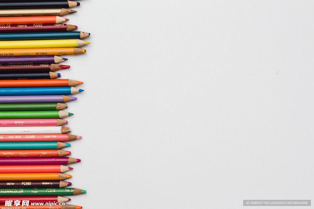 彩色铅笔背景