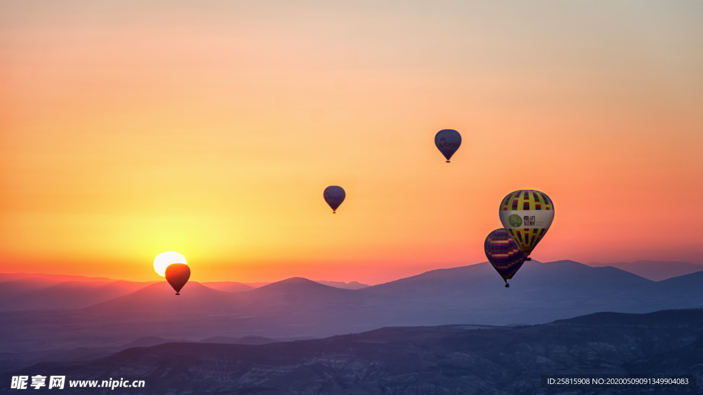 热气球缤纷绚丽图片