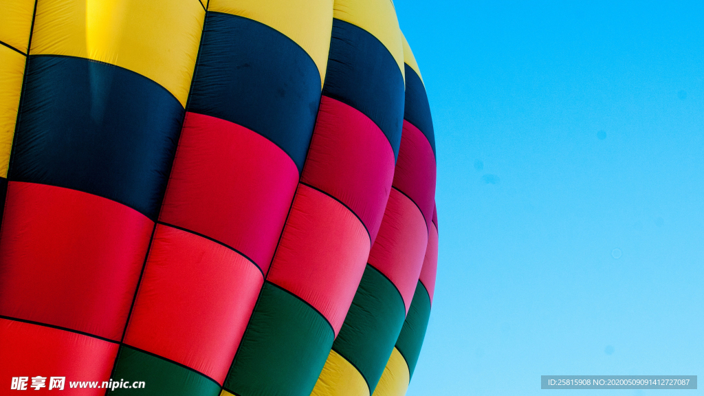 热气球缤纷绚丽图片
