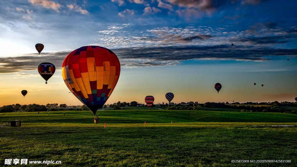 热气球缤纷绚丽图片