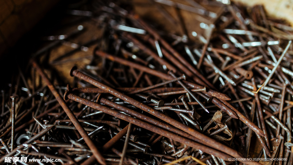 钉子铁钉图片