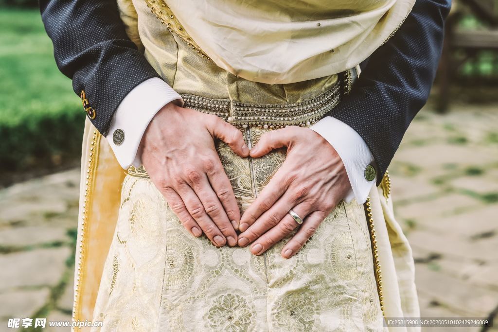 比心爱心手势图片