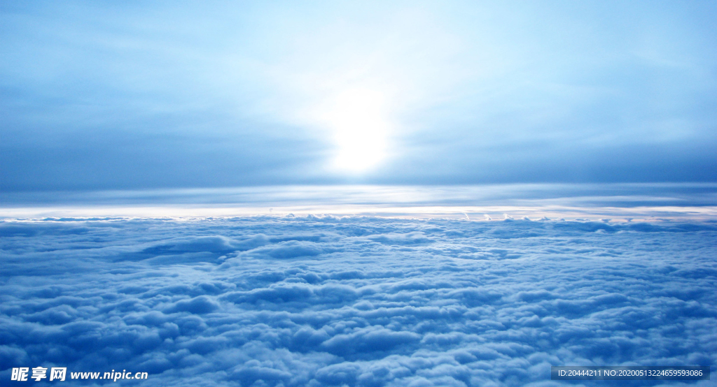 天空云海阳光