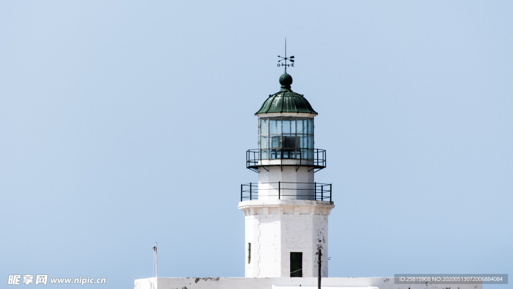 灯塔海上指示图片