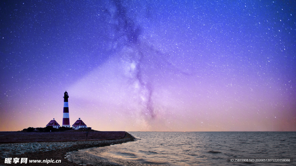 灯塔海上指示图片