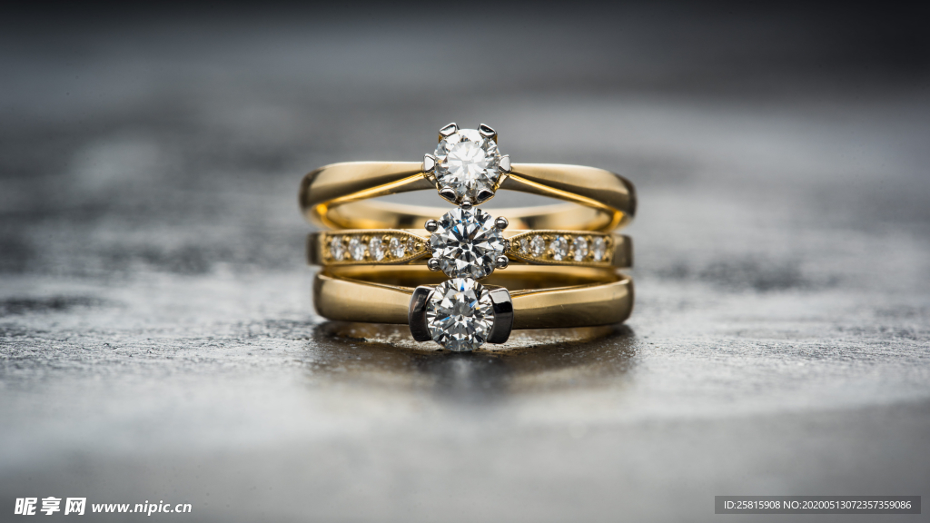 戒指钻戒图片