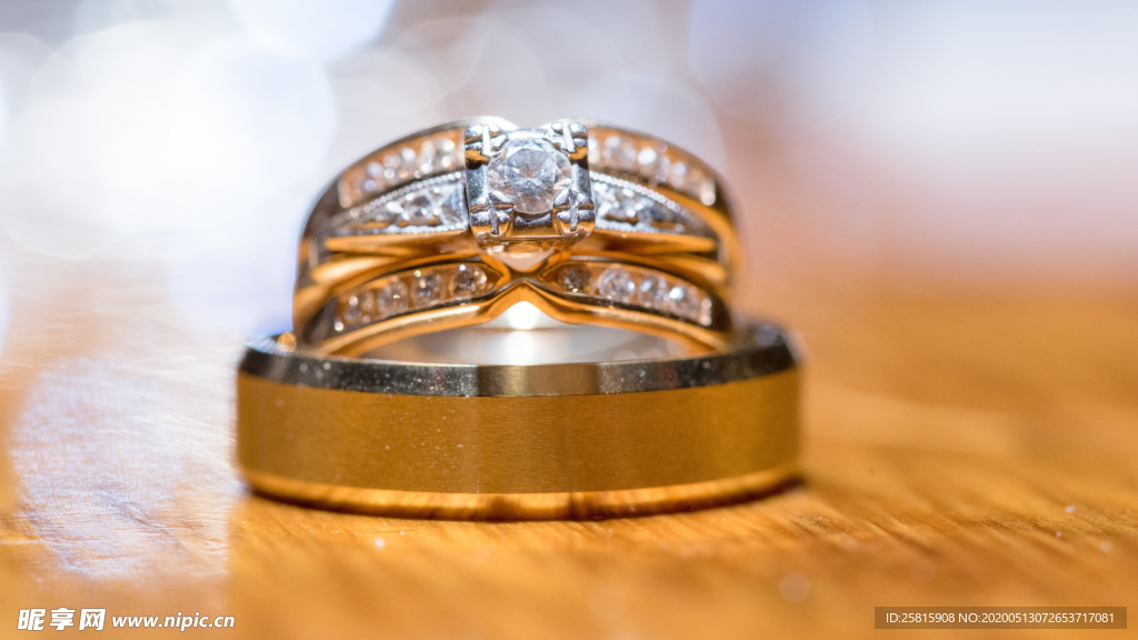 戒指钻戒图片
