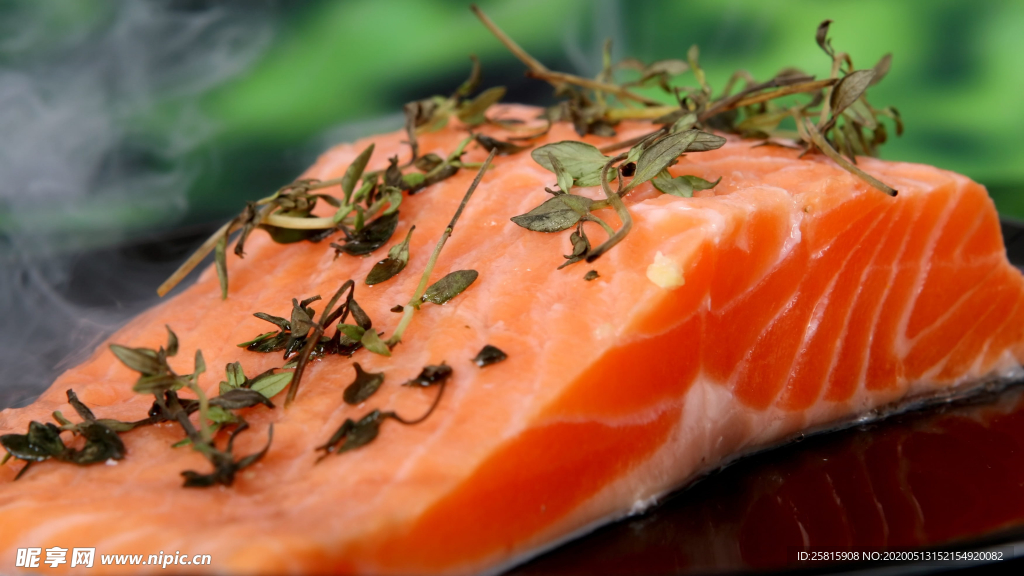 三文鱼鲜美图片