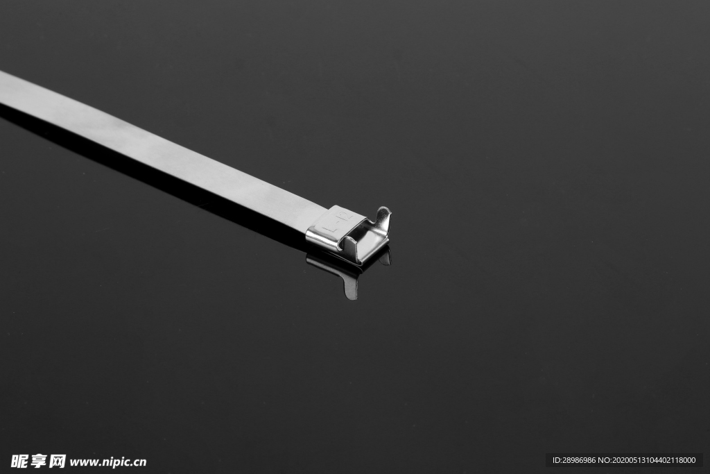 自锁式不锈钢扎带