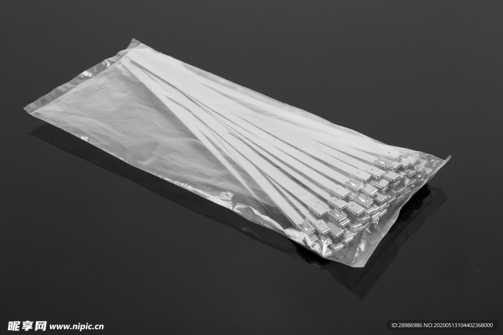 自锁式不锈钢扎带