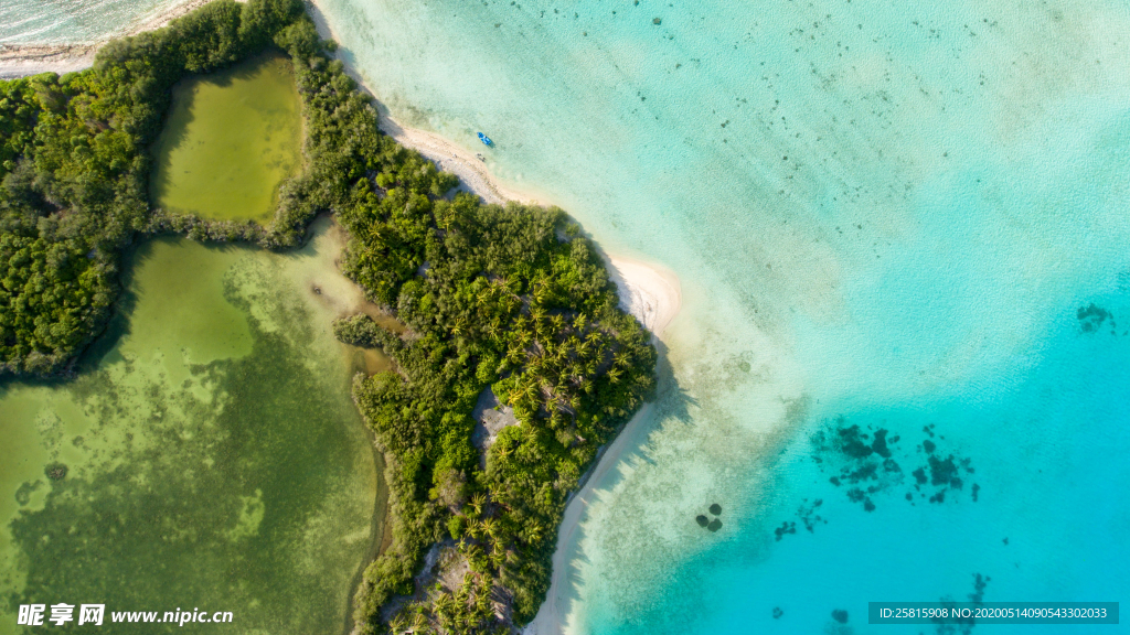 马尔代夫沙滩海岸图片