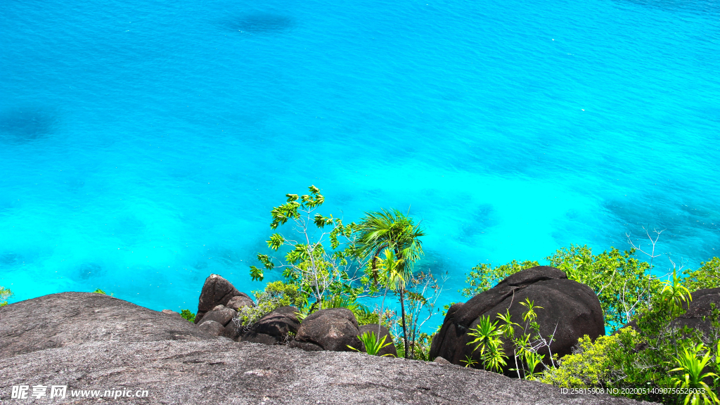 马尔代夫沙滩海岸图片