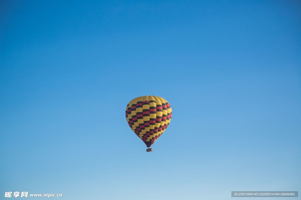 热气球缤纷绚丽图片