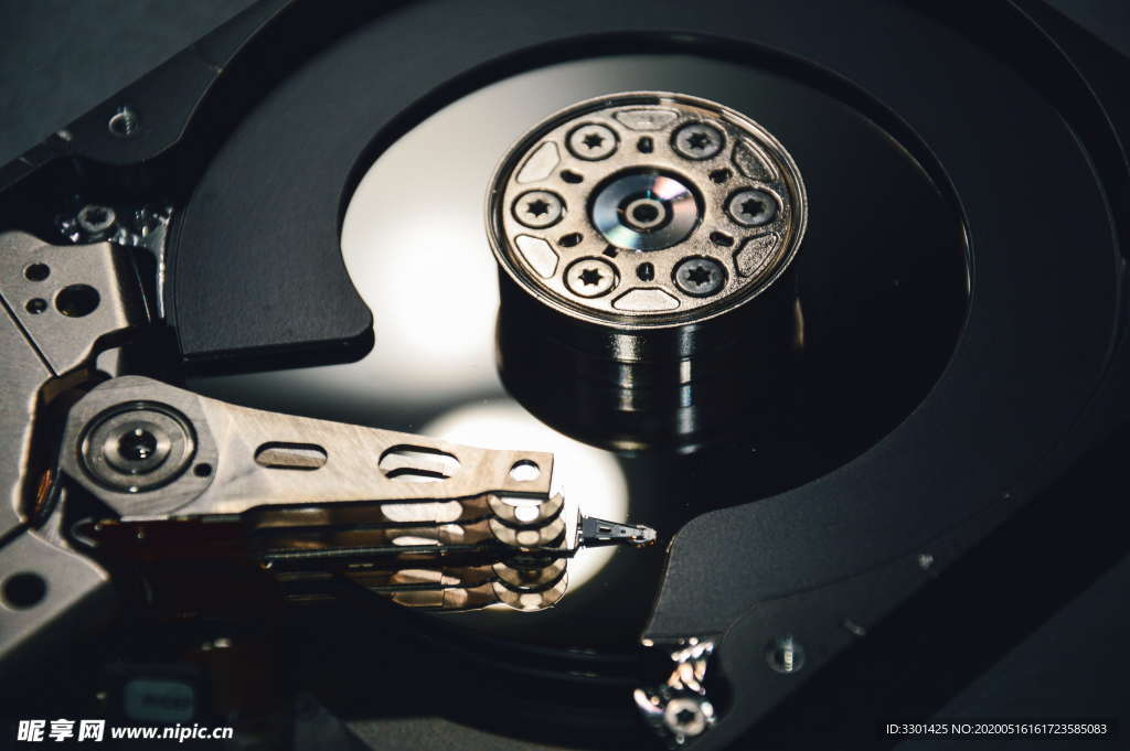 硬盘内部结构